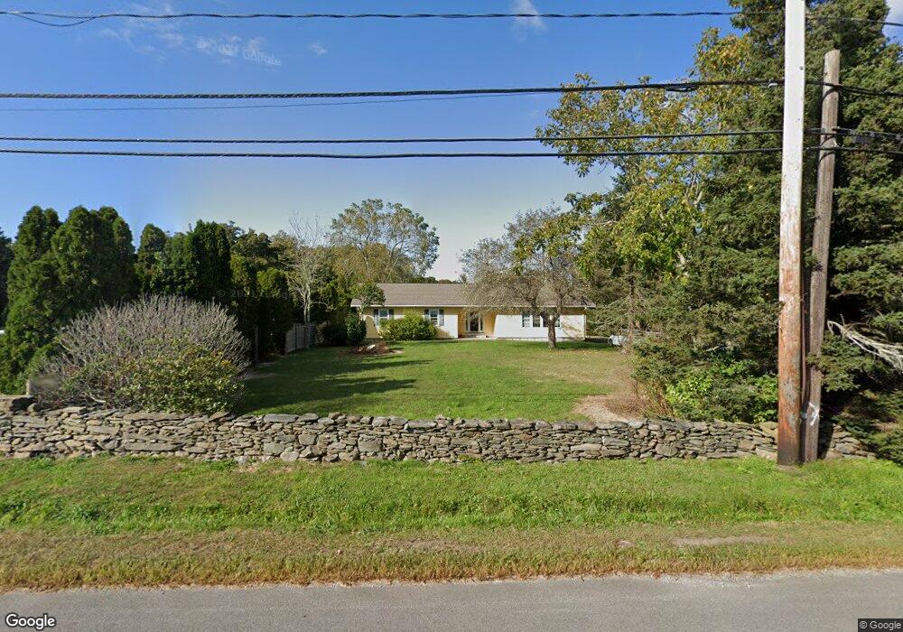156 Bramans Ln, Portsmouth, RI 02871 - photo 1