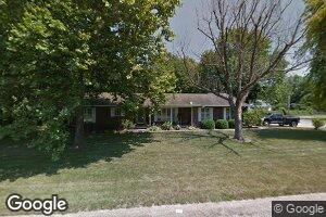 300 Autumn Dr Unit 1, Dawson, IL 62520