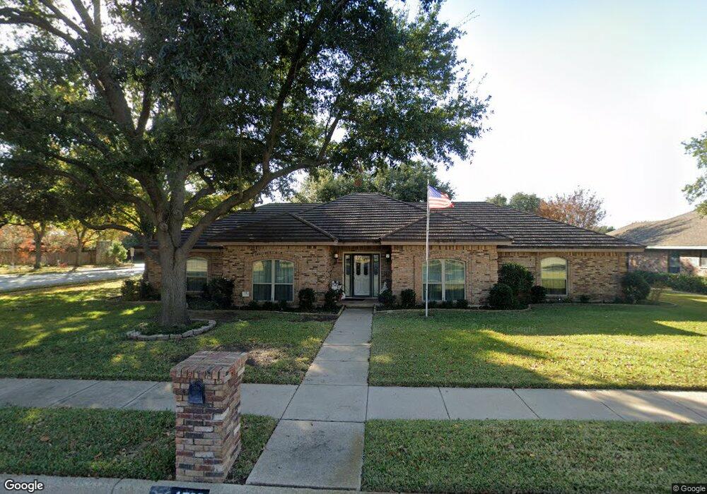 1720 Hampton Ct, Bedford, TX 76021 - photo 1