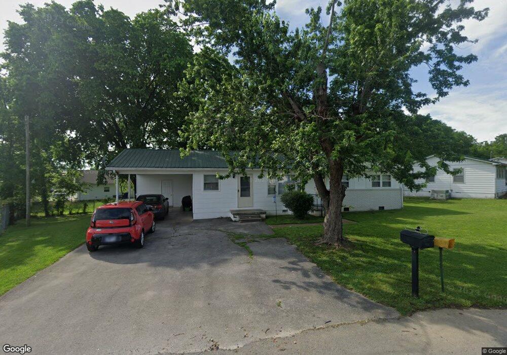 903 Smith St, Shelbyville, TN 37160 - photo 1