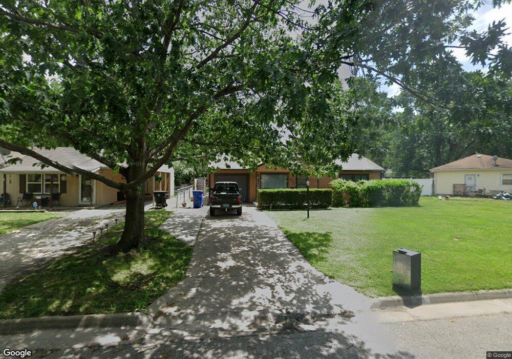 1425 SW Celtic St, Topeka, KS 66611 - photo 1