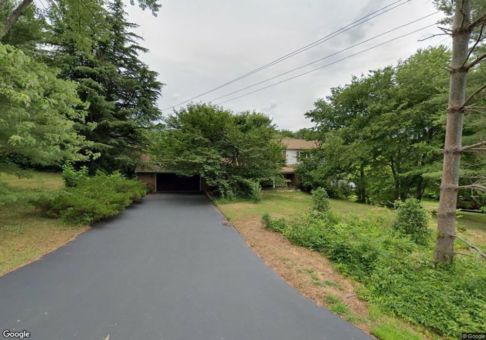 8120 Hillcrest Dr, Manassas, VA 20111 - photo 1