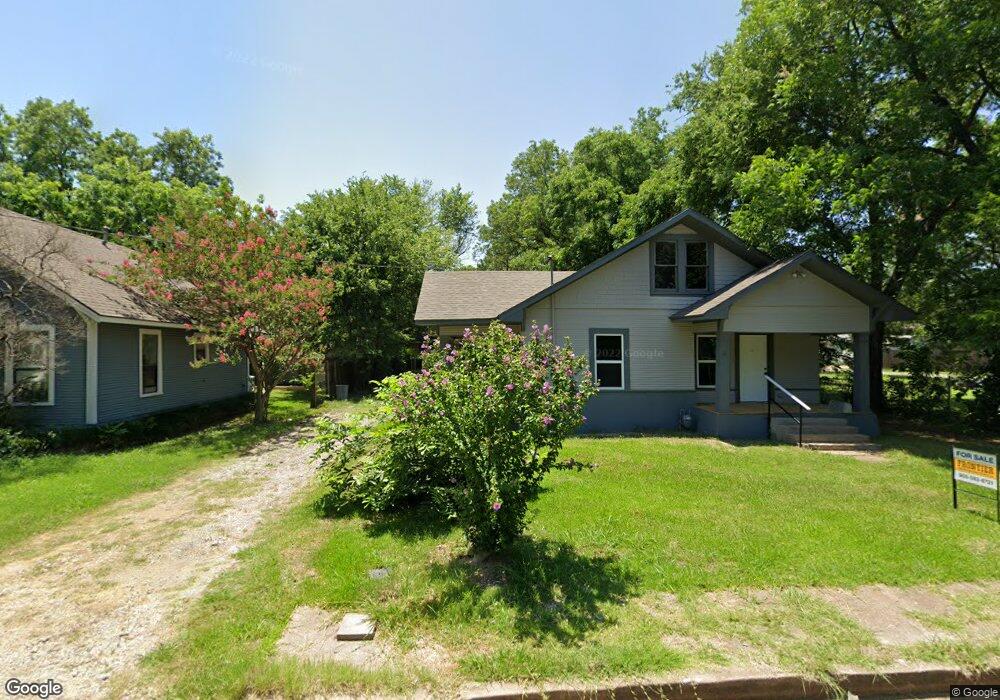 405 W 6th St, Bonham, TX 75418 - photo 1