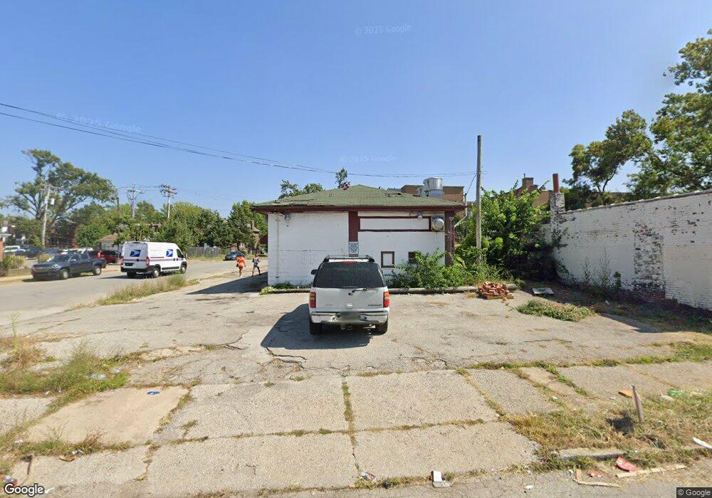 4334 N Newstead Ave, Saint Louis, MO 63115 - photo 1