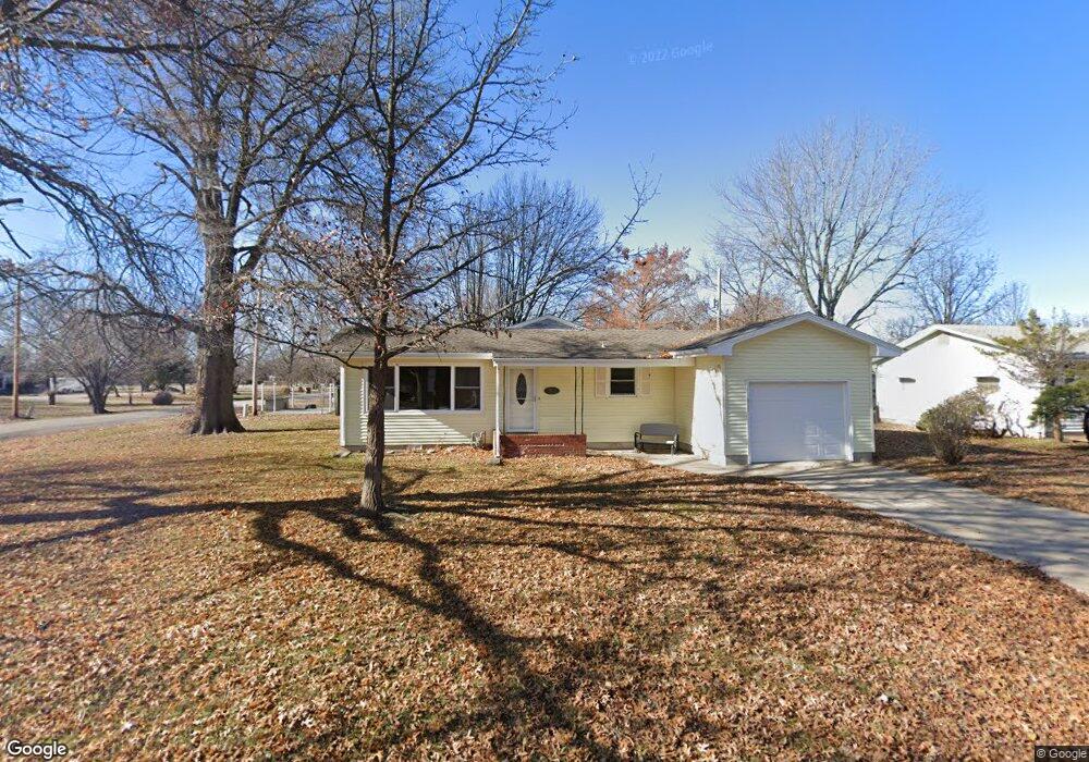 717 S 33rd St, Parsons, KS 67357 - photo 1