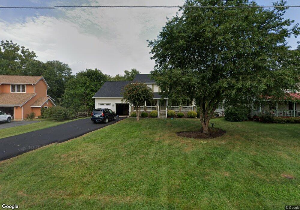 1027 Potomac Dr, Stafford, VA 22554 - photo 1