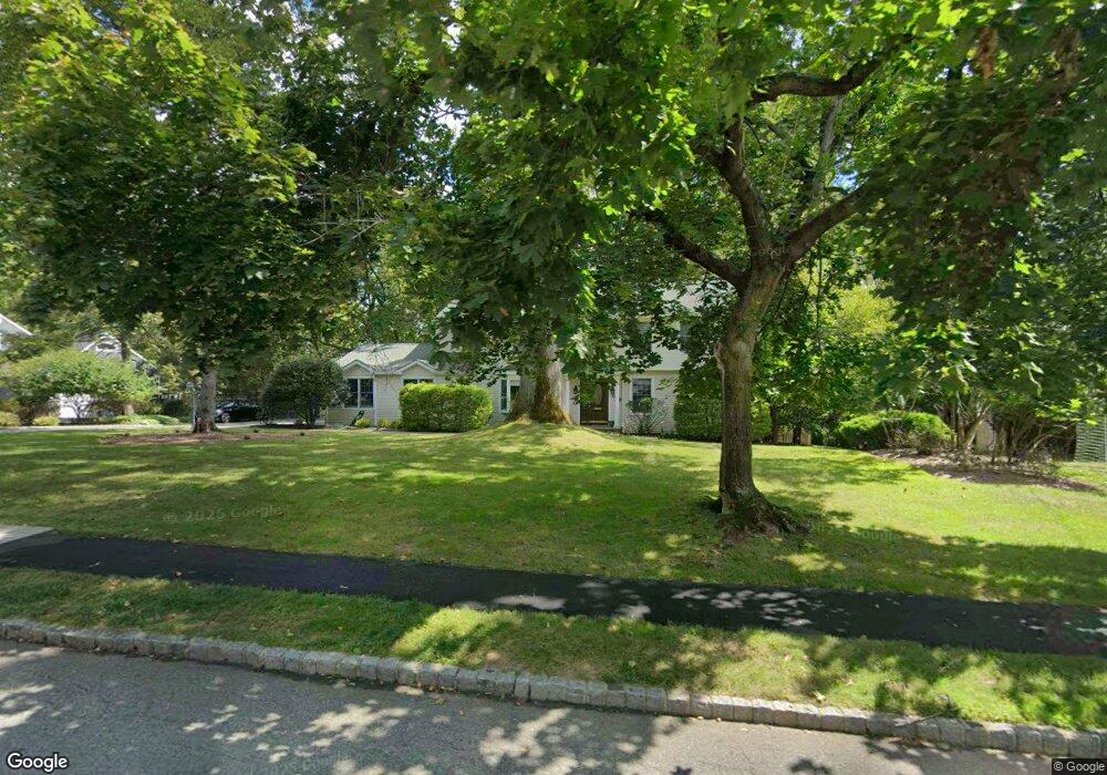 10 N Hillside Ave, Livingston, NJ 07039 - photo 1