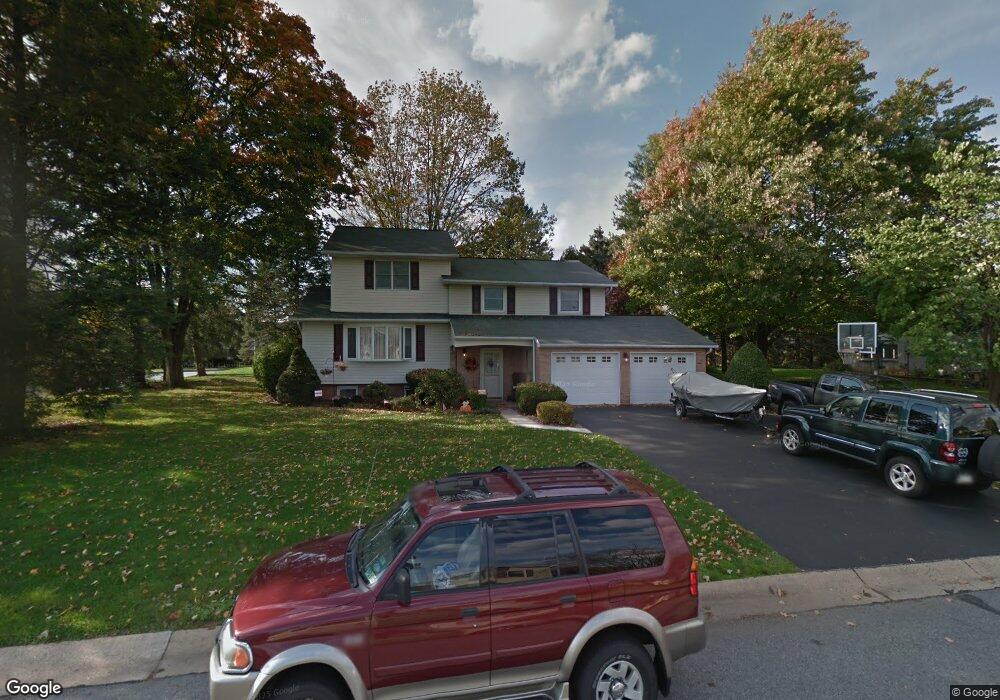 907 Rainbow Ave, Reading, PA 19605 - photo 1