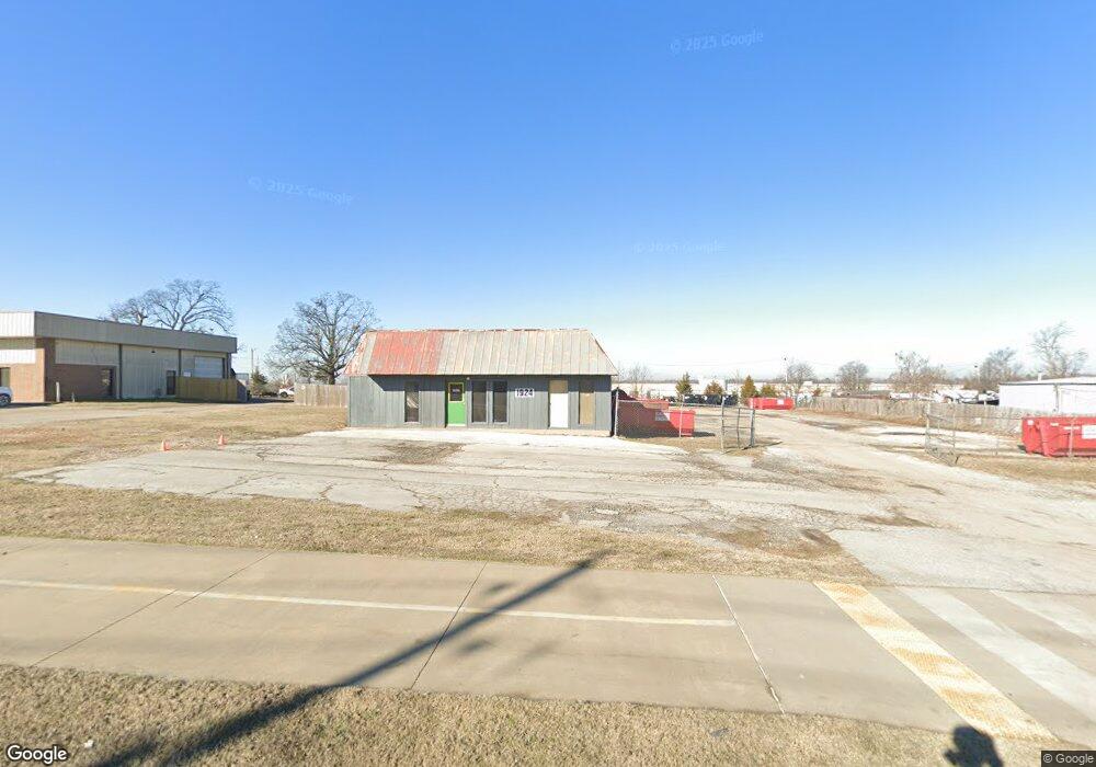 1918 S 1st St, Rogers, AR 72758 - photo 1