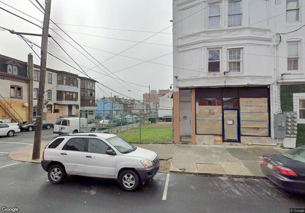 300 N 9th St, Reading, PA 19601 - photo 1