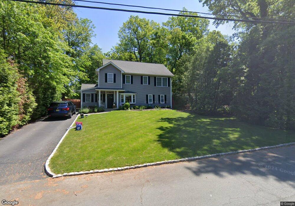 14 Crescent Dr, New Providence, NJ 07974 - photo 1