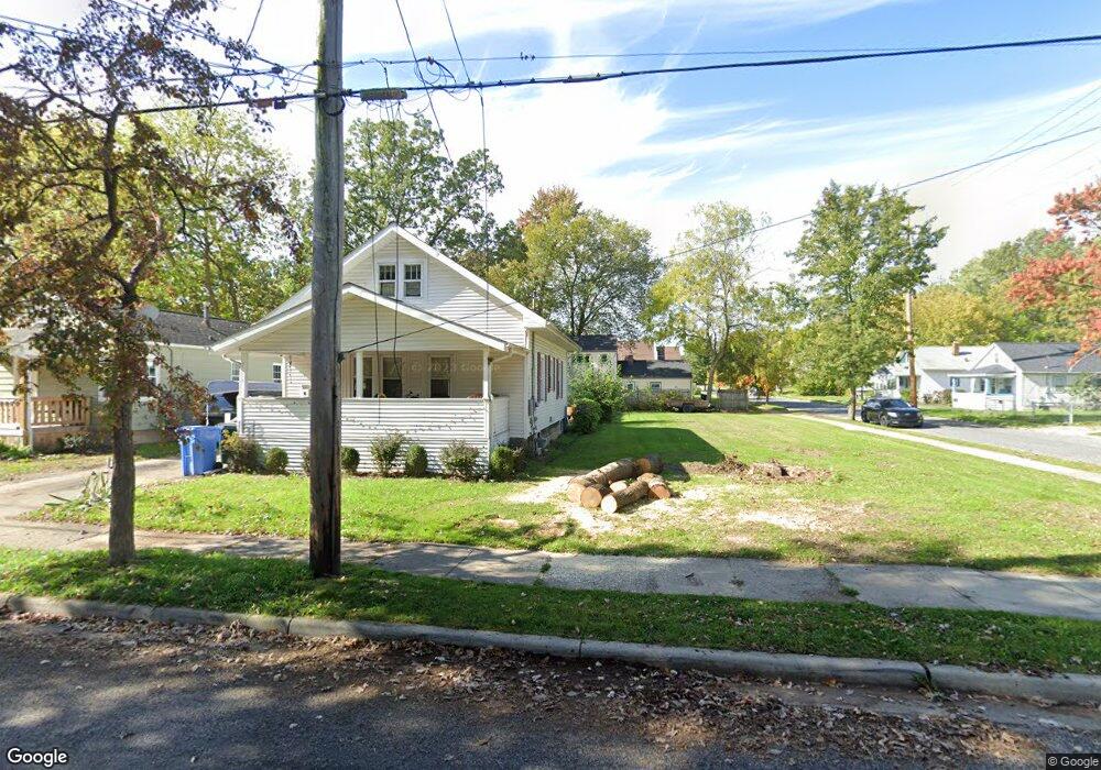 2000 Stirling Ave, Lansing, MI 48910 - photo 1