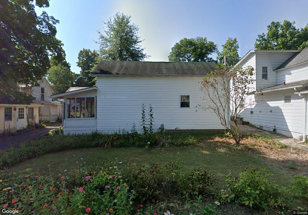 114 W 6th Ave, Lancaster, OH 43130 - photo 1