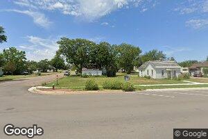 142 S Broadway St, Larned, KS 67550