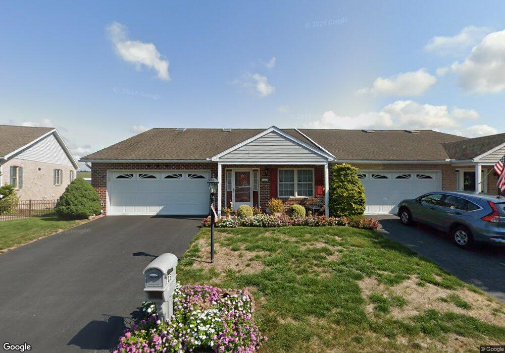 725 Fir Spring Dr, Waynesboro, PA 17268 - photo 1