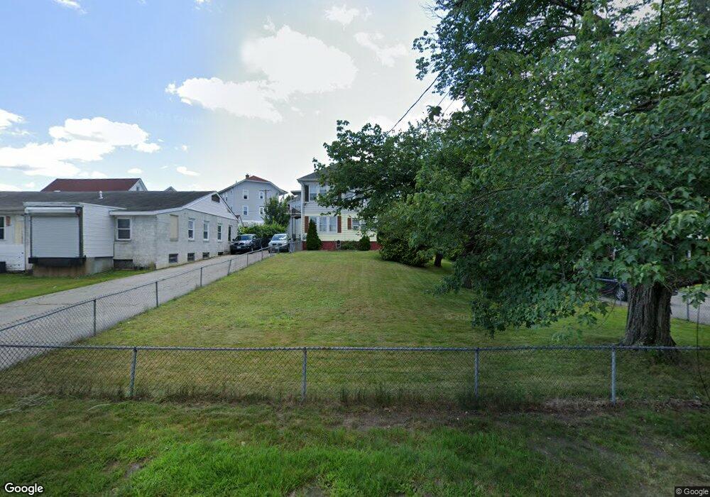 26 Beech St, Woonsocket, RI 02895 - photo 1