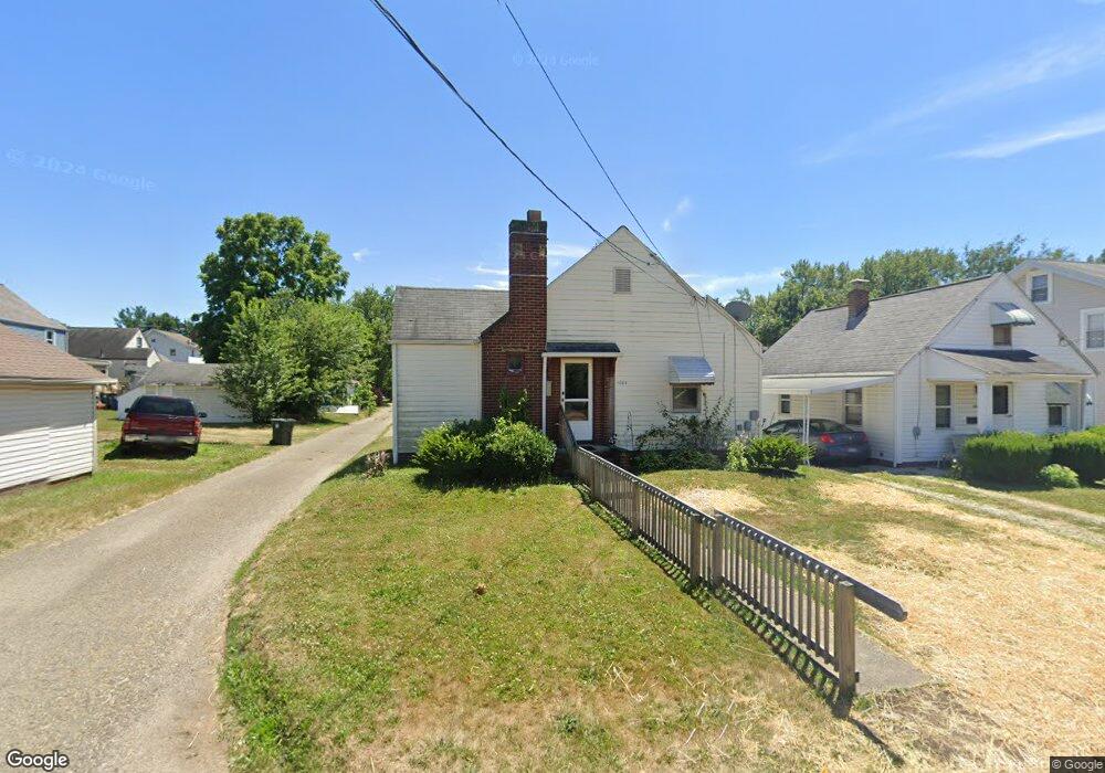 1004 18th St NE, Canton, OH 44714 - photo 1