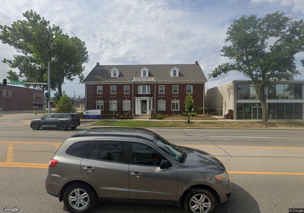 800 1st Ave NE unit 300, Cedar Rapids, IA 52402 - photo 1