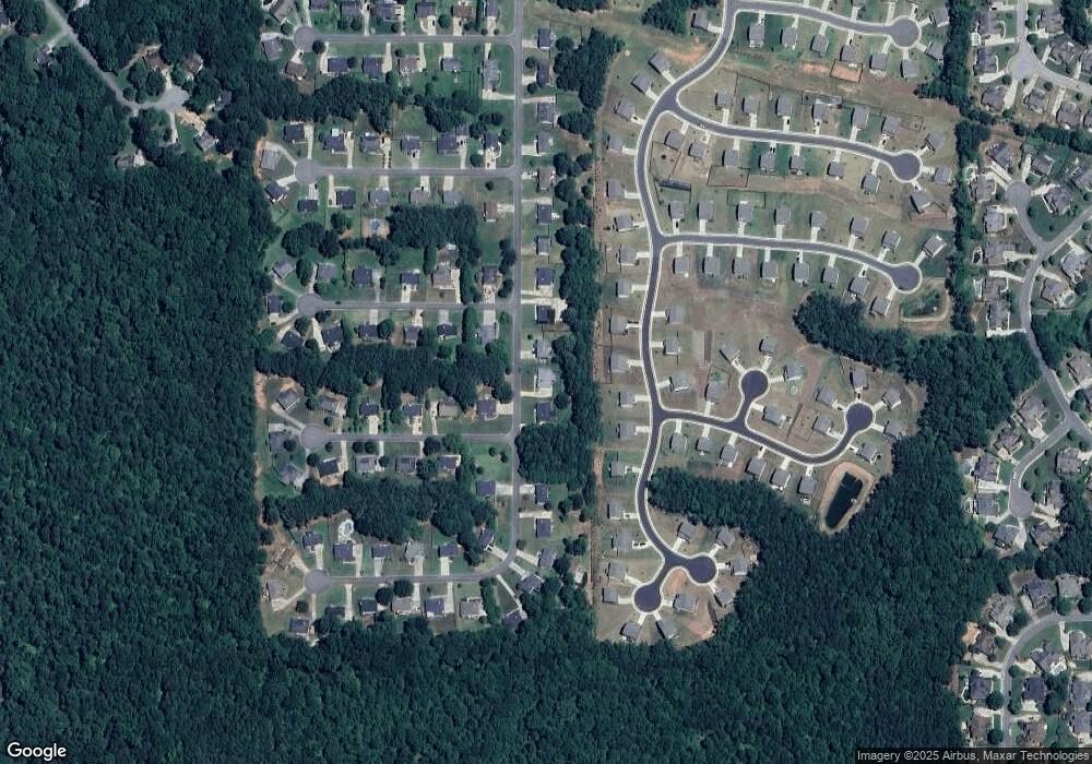 457 Hickory Lake Dr, Acworth, GA 30101 - photo 1