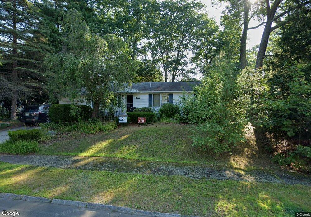 17 Durham St, Nashua, NH 03063 - photo 1