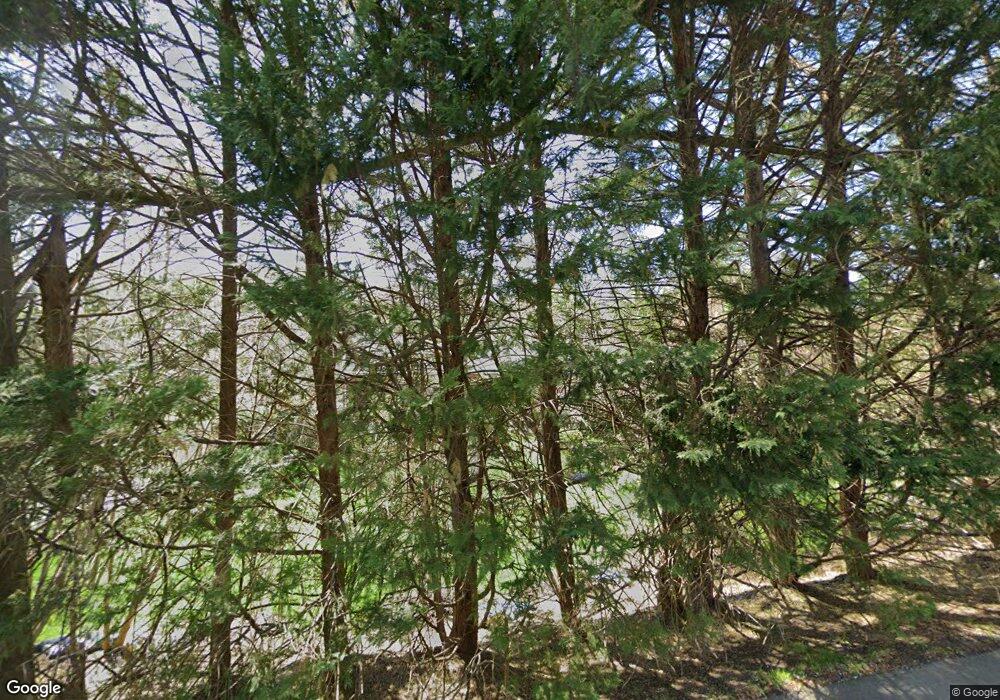 844 Mackall Ave, McLean, VA 22101 - photo 1