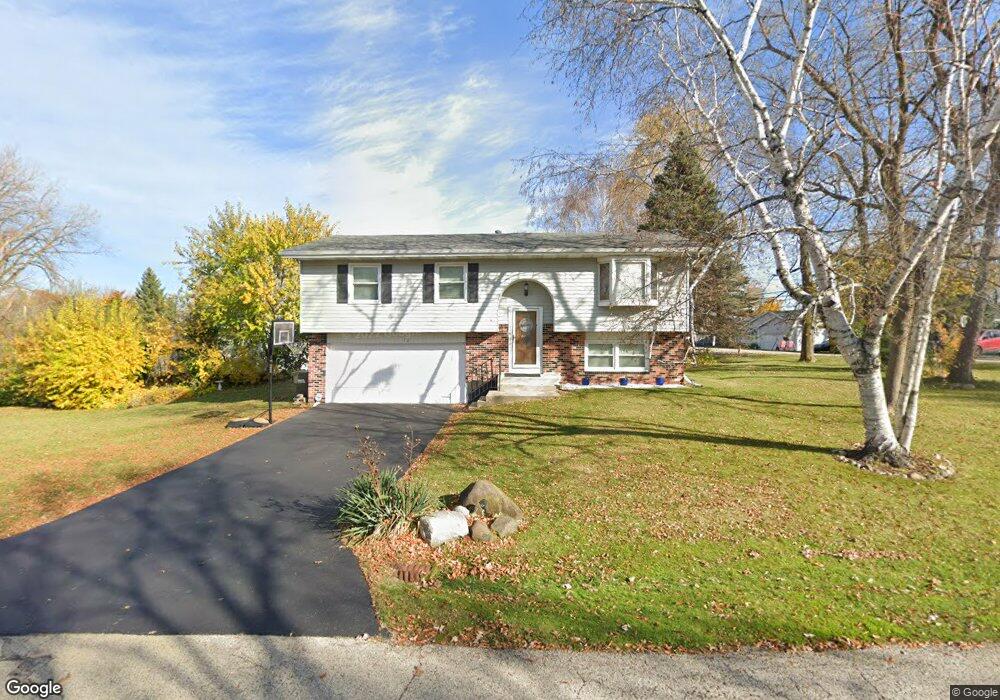 12 Walnut Dr, Lake In the Hills, IL 60156 - photo 1