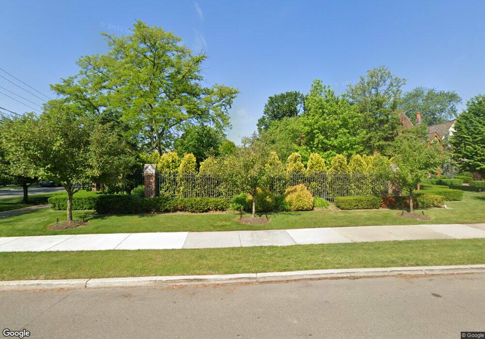 805 Trombley Rd, Grosse Pointe Park, MI 48230 - photo 1