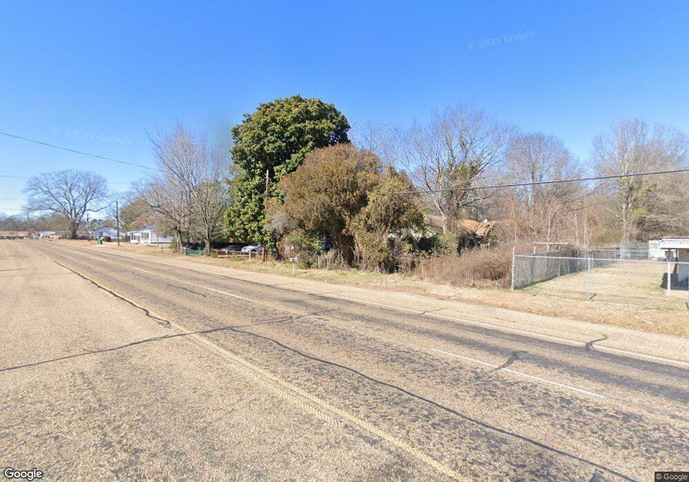 2810 S Lake Dr, Texarkana, TX 75501 - photo 1