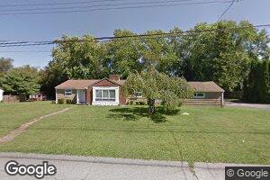 50 Pegasus Dr, Groton, CT 06340