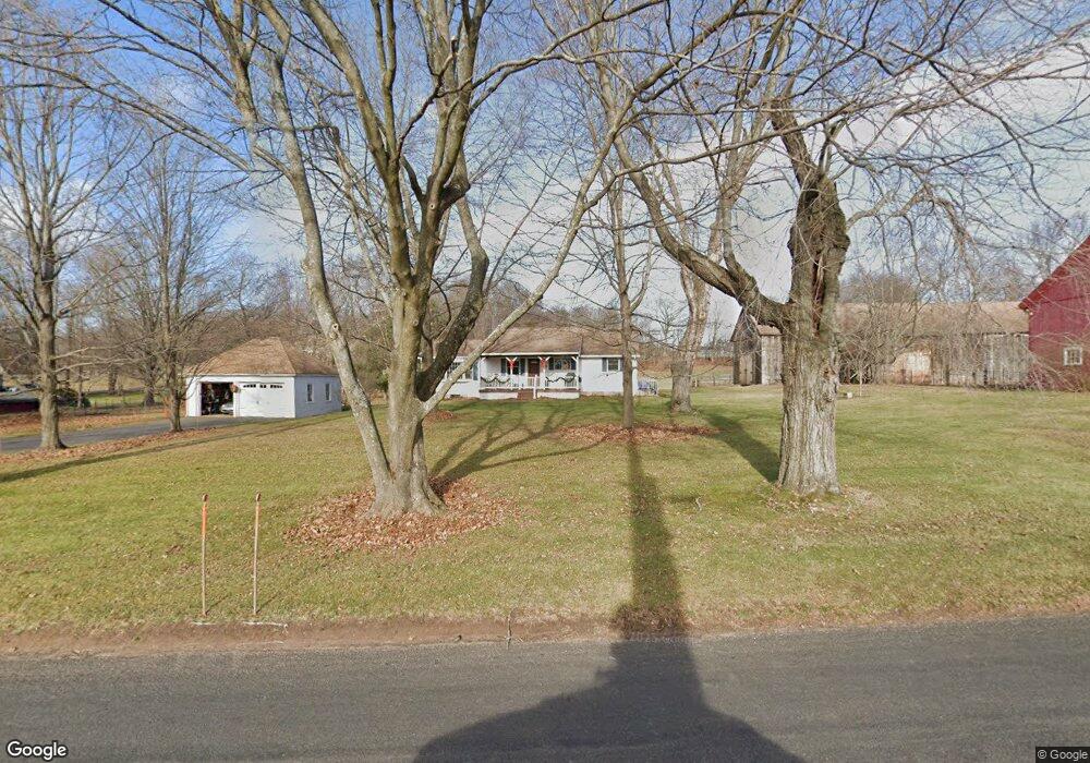 17 Thrall Rd, Broad Brook, CT 06016 - photo 1