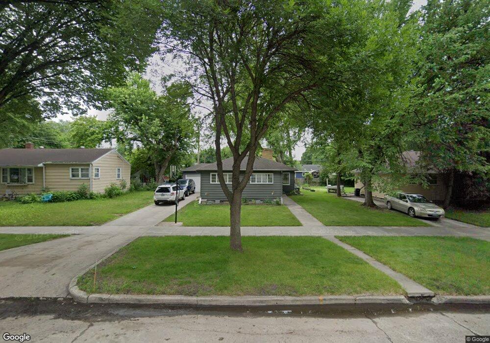 306 21st Ave N, Fargo, ND 58102 - photo 1