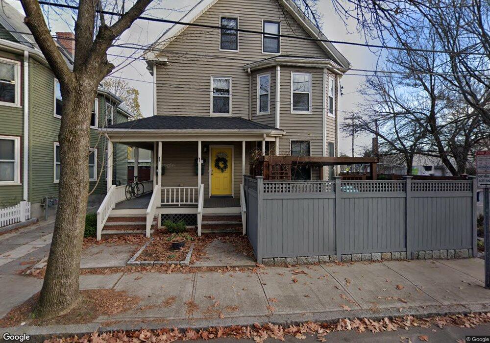 1 Banks St unit 2, Somerville, MA 02144 - photo 1