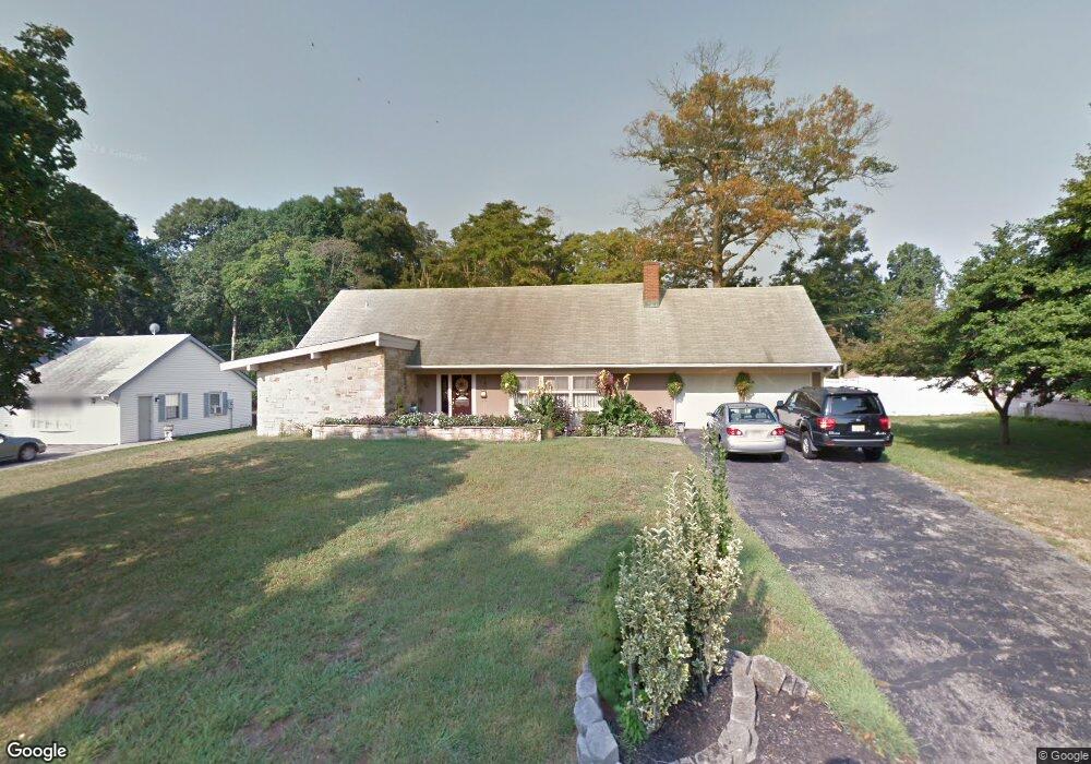 24 Winterberry Ln, Willingboro, NJ 08046 - photo 1