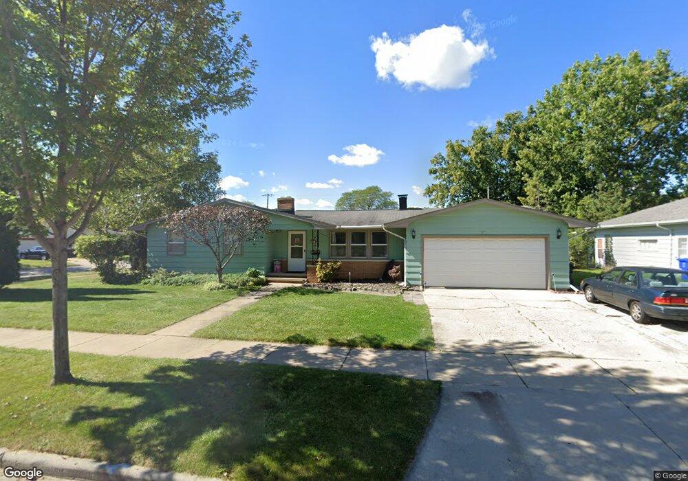 1725 N Elinor St, Appleton, WI 54914 - photo 1