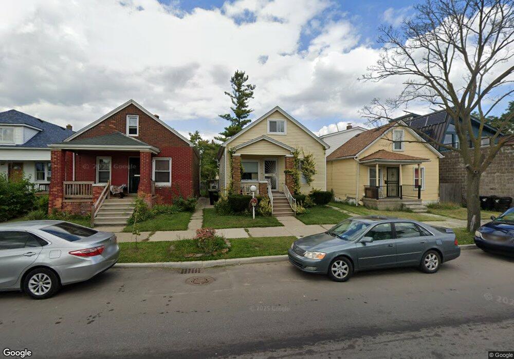 2007 Carpenter St, HamtraMcK, MI 48212 - photo 1