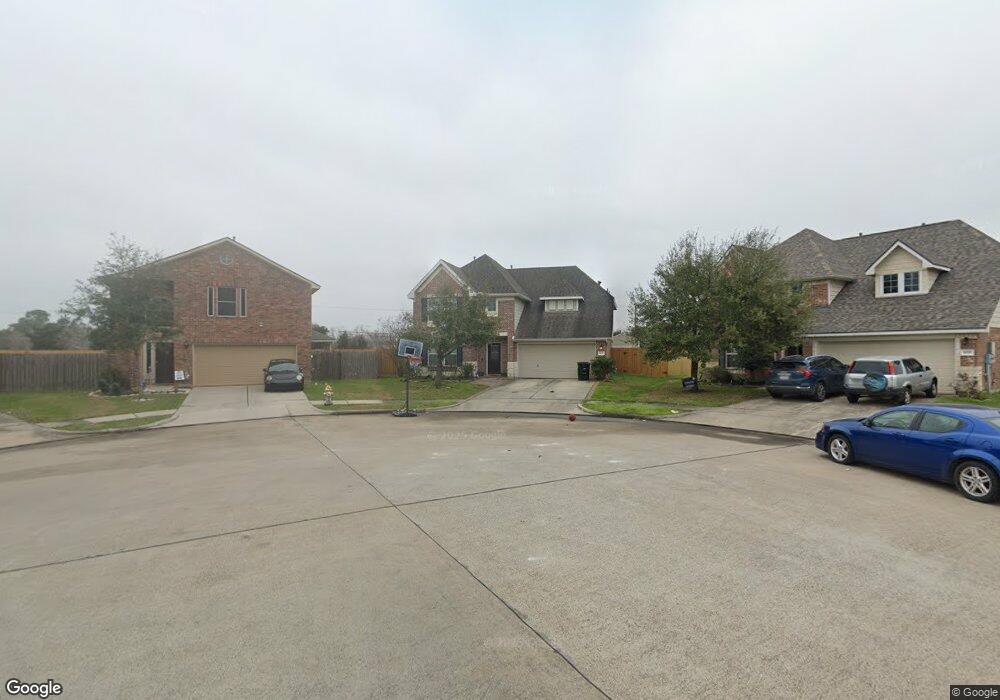 1073 Lasso Ct, Alvin, TX 77511 - photo 1
