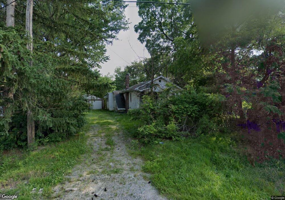 1051 W Yale Ave, Flint, MI 48505 - photo 1