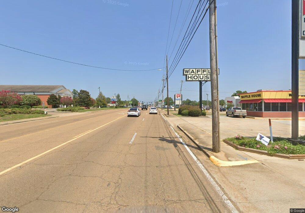 1707 Delaware Ave, McComb, MS 39648 - photo 1