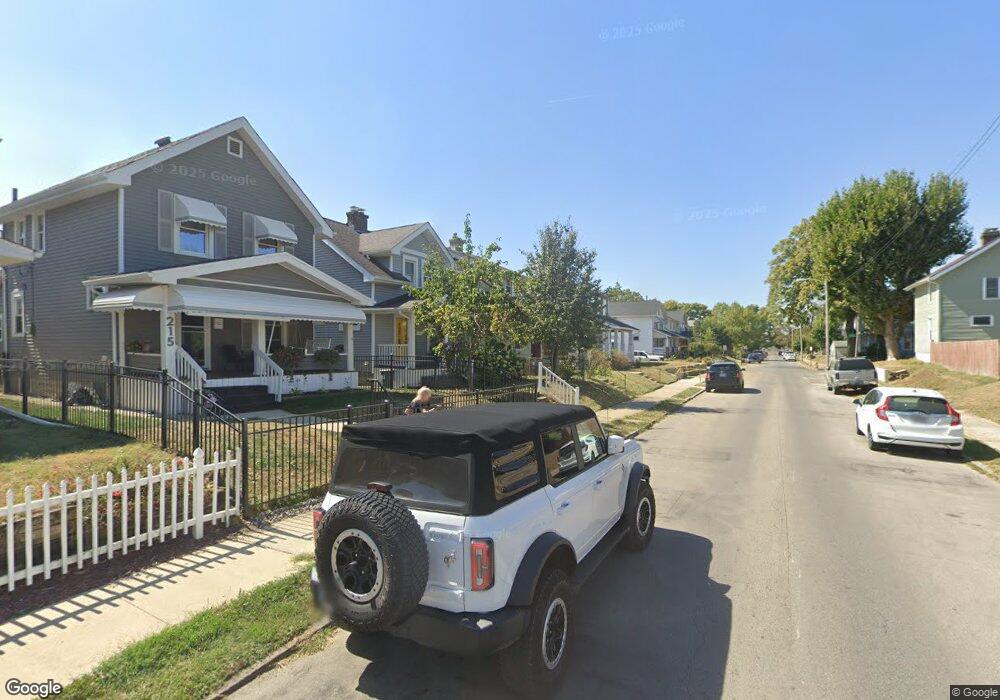 207 E Welch Ave, Columbus, OH 43207 - photo 1