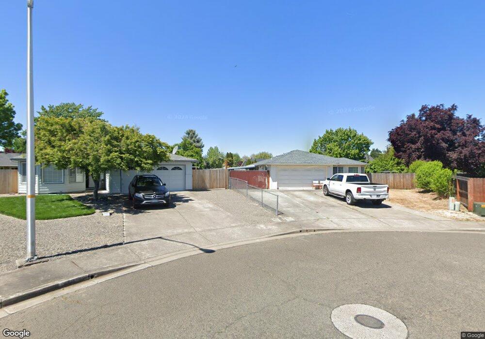 103 Queens Gate Ct, Central Point, OR 97502 - photo 1