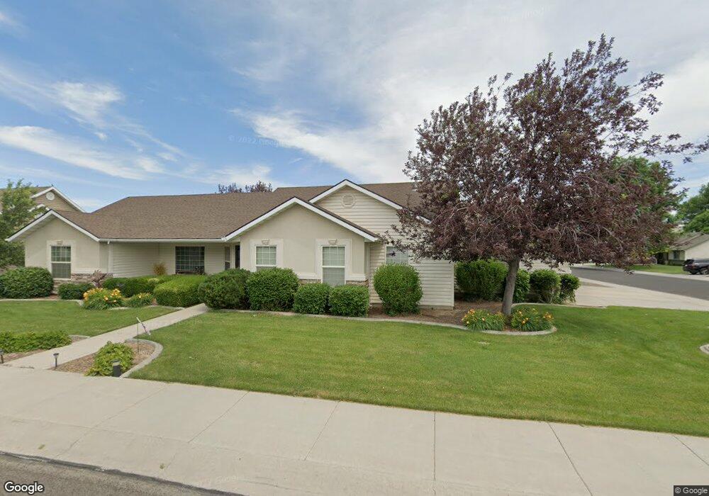 824 Grace Dr W, Twin Falls, ID 83301 - photo 1
