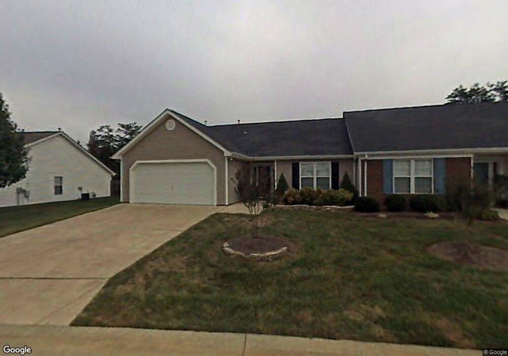 4459 Fair Oaks Ln, High Point, NC 27265 - photo 1