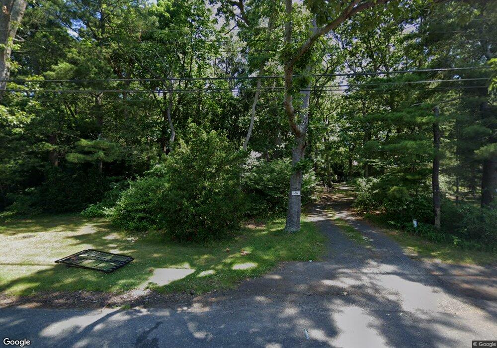 24 Railroad St, Bayport, NY 11705 - photo 1