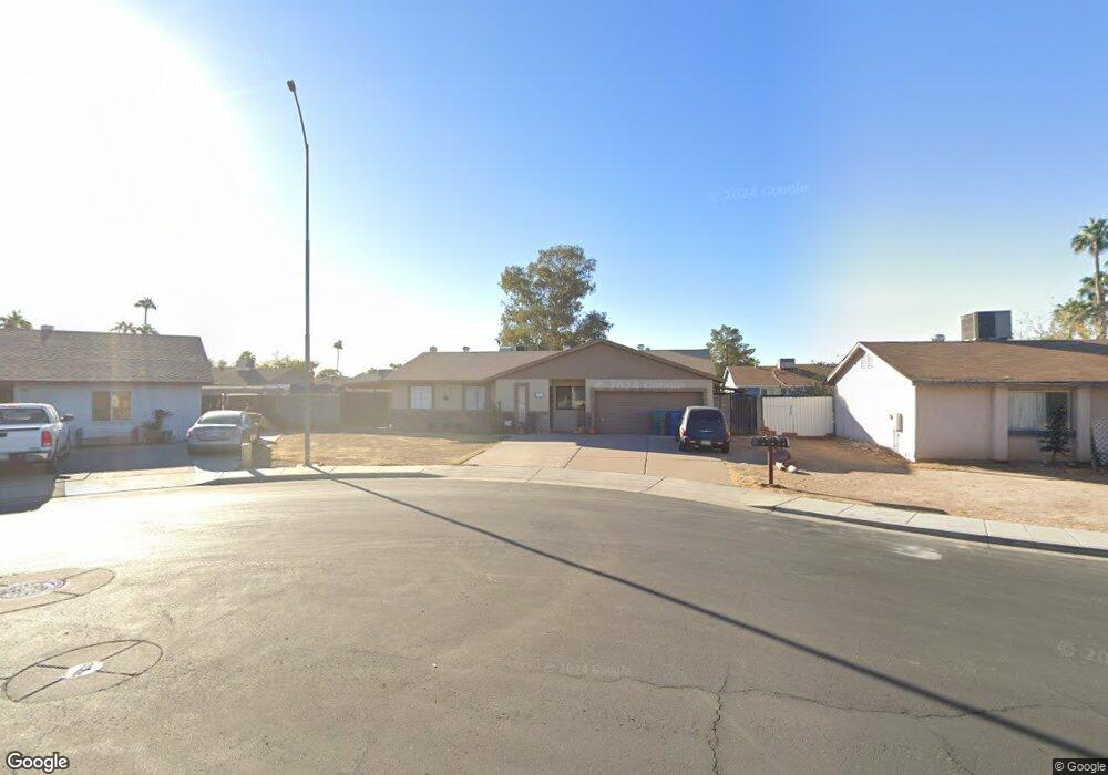 2433 E Irwin Cir unit 2, Mesa, AZ 85204 - photo 1