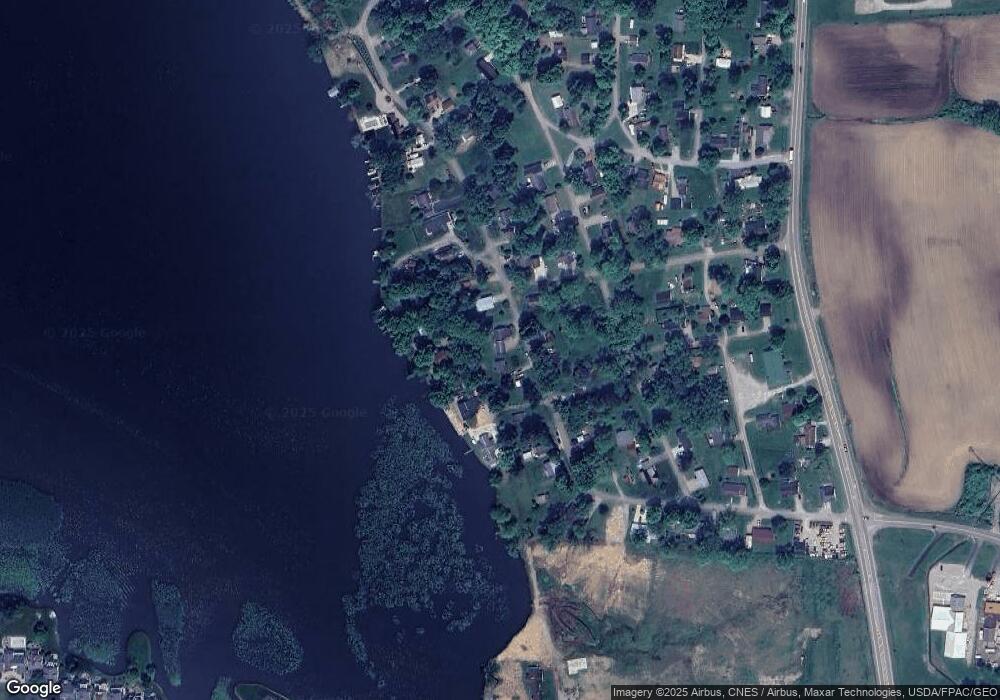 584 Lake Shore Blvd, Thornville, OH 43076 - photo 1