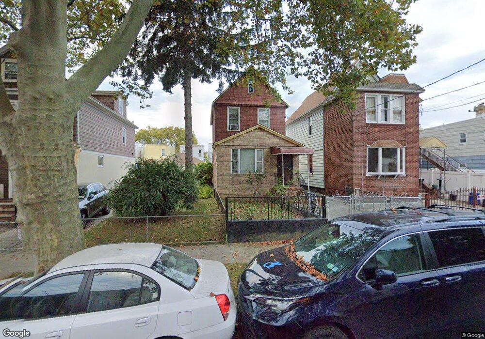 8742 112th St, Richmond Hill, NY 11418 - photo 1