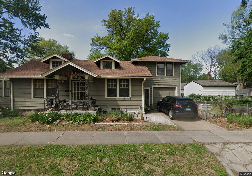 1420 SW 3rd St, Topeka, KS 66606 - photo 1