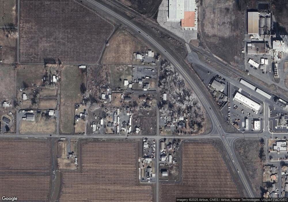 2807 La Framboise Rd, Moxee, WA 98936 - photo 1