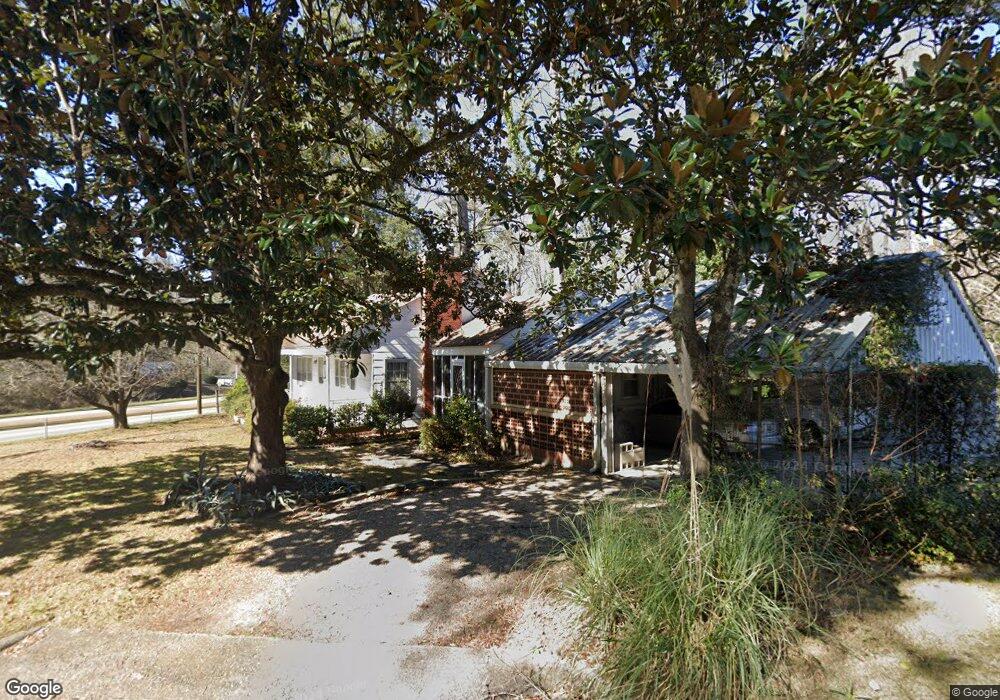 102 Bullock Cir, Eufaula, AL 36027 - photo 1