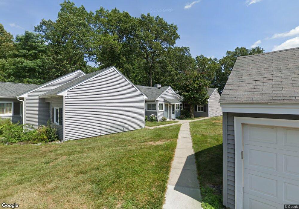 64 Robinridge Rd, Chicopee, MA 01022 - photo 1